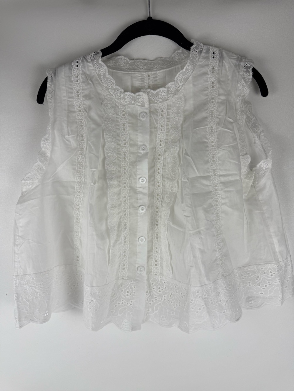 White Lace-Trim Sleeveless Camisole